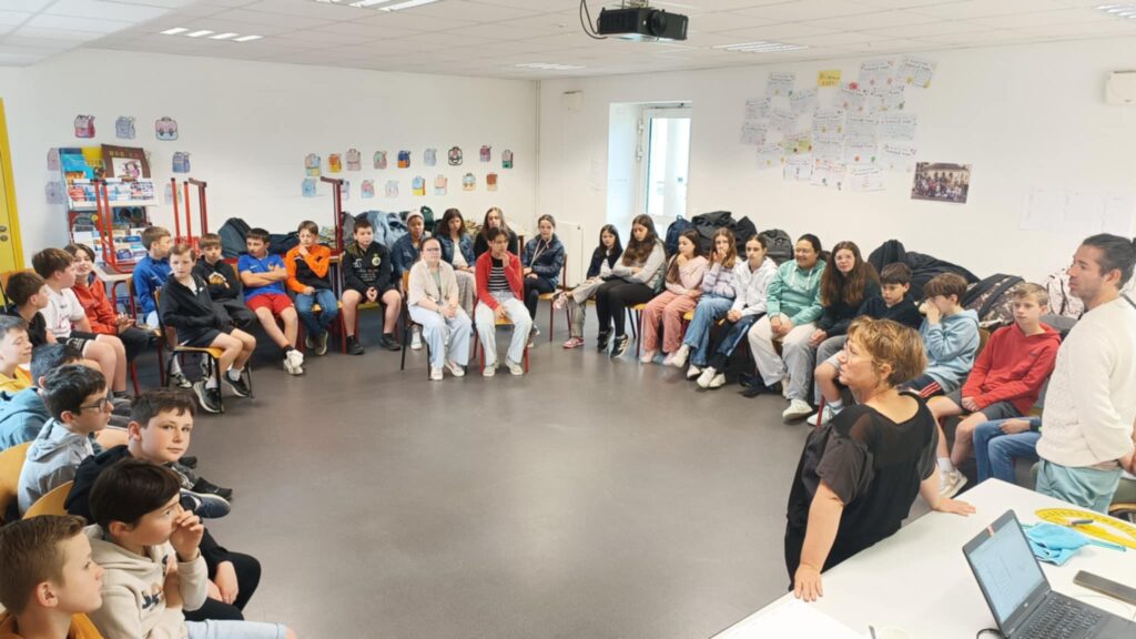 intervention-sur-les-ecrans-pour-les-6e