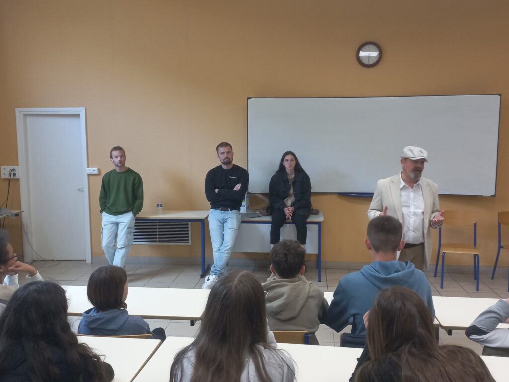theatre-forum-pour-les-eleves-de-4e